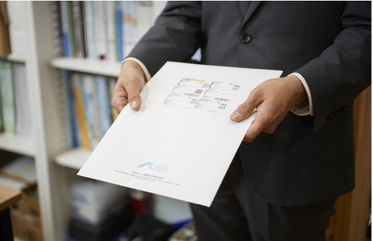 アスベスト含有の有無について報告書を作成